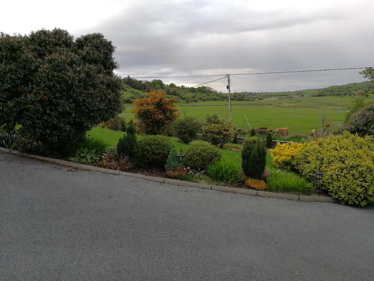 Tower View Lodge Ennis Exterior foto