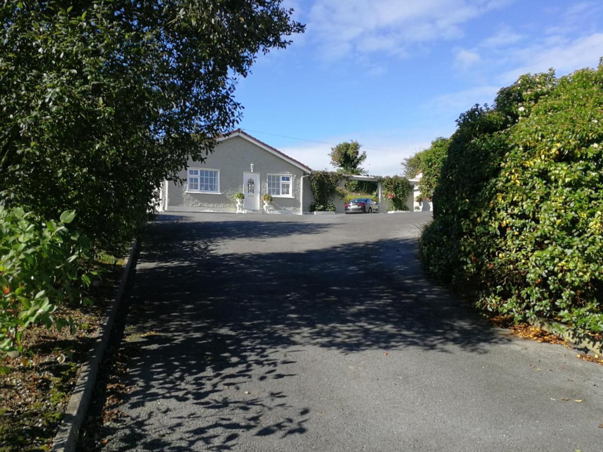 Tower View Lodge Ennis Exterior foto